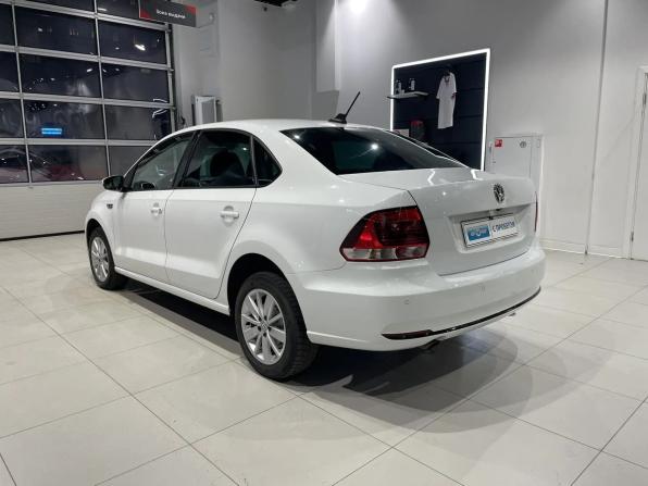 Volkswagen Polo V Рестайлинг с пробегом 2019 года, цена 1 390 000 рублей, 82055 км, седан, Автокод Объявления