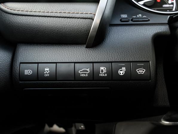 Toyota Camry VIII (XV70) с пробегом 2019 года, цена 2 695 000 рублей, 112910 км, седан, Автокод Объявления