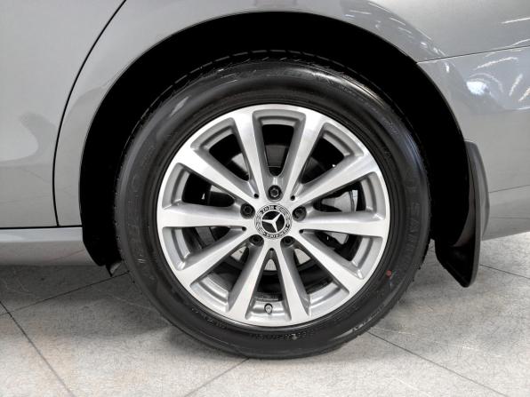Mercedes-Benz E-Класс V (W213 S213 C238) с пробегом 2018 года, цена 2 650 000 рублей, 103700 км, седан, Автокод Объявления