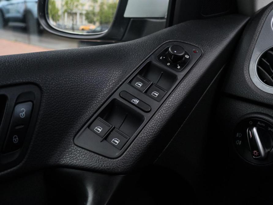 Volkswagen Tiguan I Рестайлинг Москва  - изображение 15