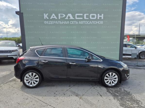 Opel Astra J Рестайлинг с пробегом 2013 года, цена 699 000 рублей, 178316 км, хэтчбек, Автокод Объявления