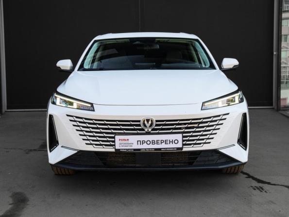 Changan Lamore с пробегом 2024 года, цена 1 990 000 рублей, 27023 км, седан, Автокод Объявления