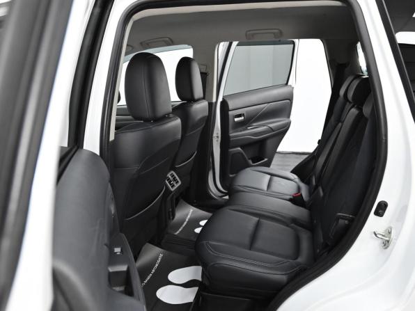 Mitsubishi Outlander III Рестайлинг 3 с пробегом 2020 года, цена 1 999 000 рублей, 287000 км, внедорожник, Автокод Объявления
