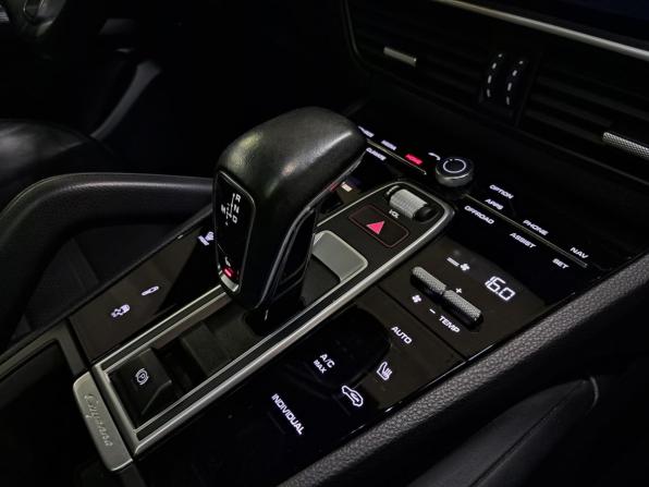 Porsche Cayenne III с пробегом 2022 года, цена 10 250 000 рублей, 45286 км, внедорожник, Автокод Объявления