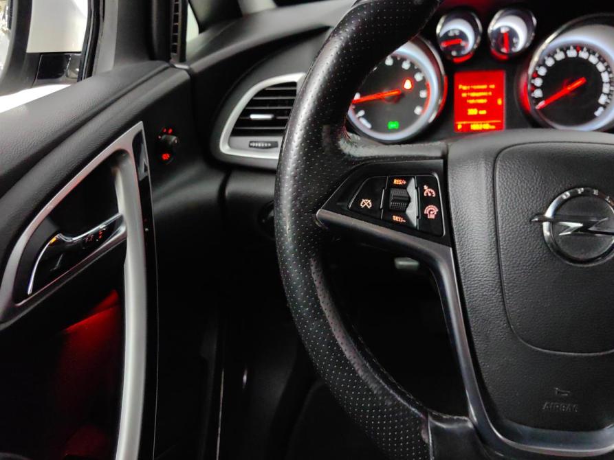 Opel Astra J Рестайлинг Подольск  - изображение 18