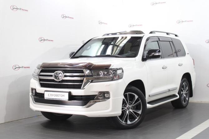 Toyota Land Cruiser 200 Series Рестайлинг 2 с пробегом 2019 года, цена 8 700 000 рублей, 102400 км, внедорожник, Автокод Объявления