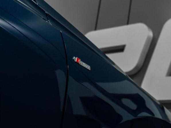 Audi Q8 I (4M) с пробегом 2019 года, цена 6 999 000 рублей, 105493 км, внедорожник, Автокод Объявления