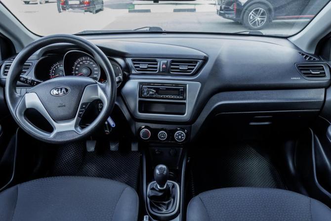 Kia Rio III Рестайлинг с пробегом 2016 года, цена 766 000 рублей, 112000 км, седан, Автокод Объявления