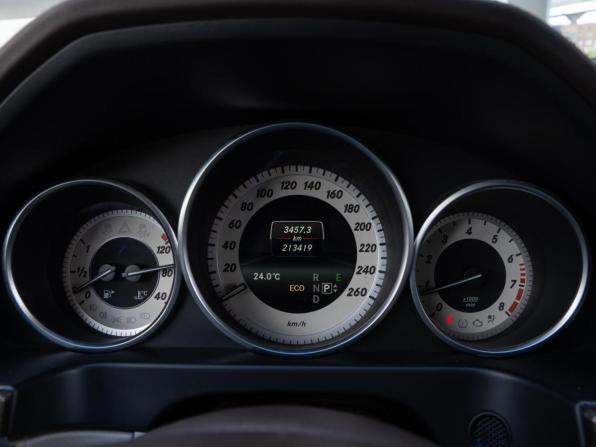 Mercedes-Benz E-Класс IV (W212 S212 C207) Рестайлинг с пробегом 2014 года, цена 1 899 000 рублей, 213419 км, седан, Автокод Объявления