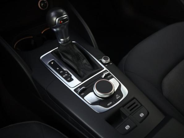 Audi A3 III (8V) Рестайлинг с пробегом 2019 года, цена 1 999 000 рублей, 97384 км, седан, Автокод Объявления