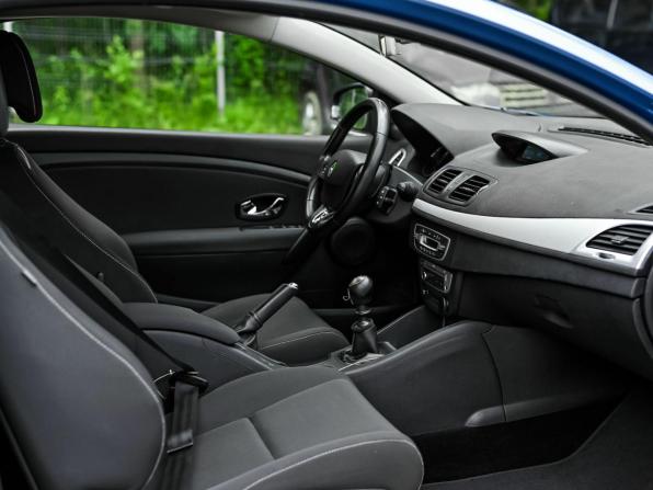 Renault Megane III Рестайлинг с пробегом 2013 года, цена 710 000 рублей, 125175 км, хэтчбек, Автокод Объявления