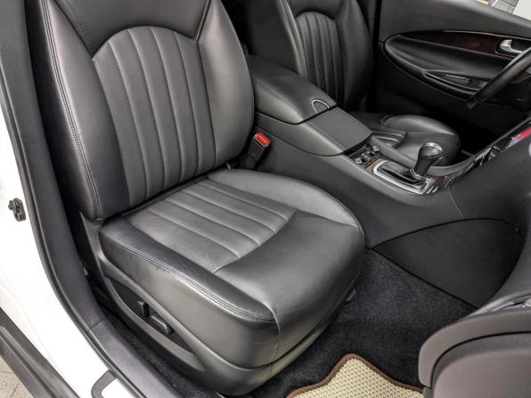 Infiniti QX50 I Рестайлинг с пробегом 2016 года, цена 2 400 000 рублей, 80585 км, внедорожник, Автокод Объявления