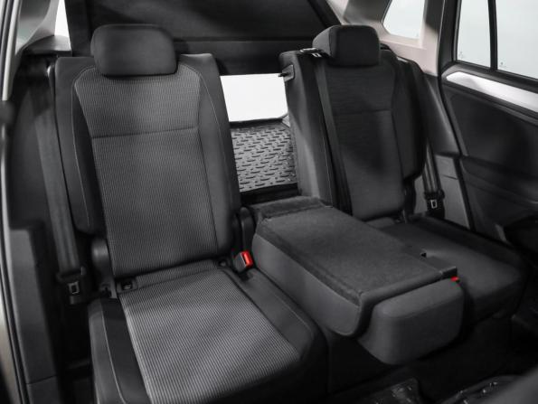 Volkswagen Tiguan II Рестайлинг с пробегом 2021 года, цена 2 569 000 рублей, 73728 км, внедорожник, Автокод Объявления