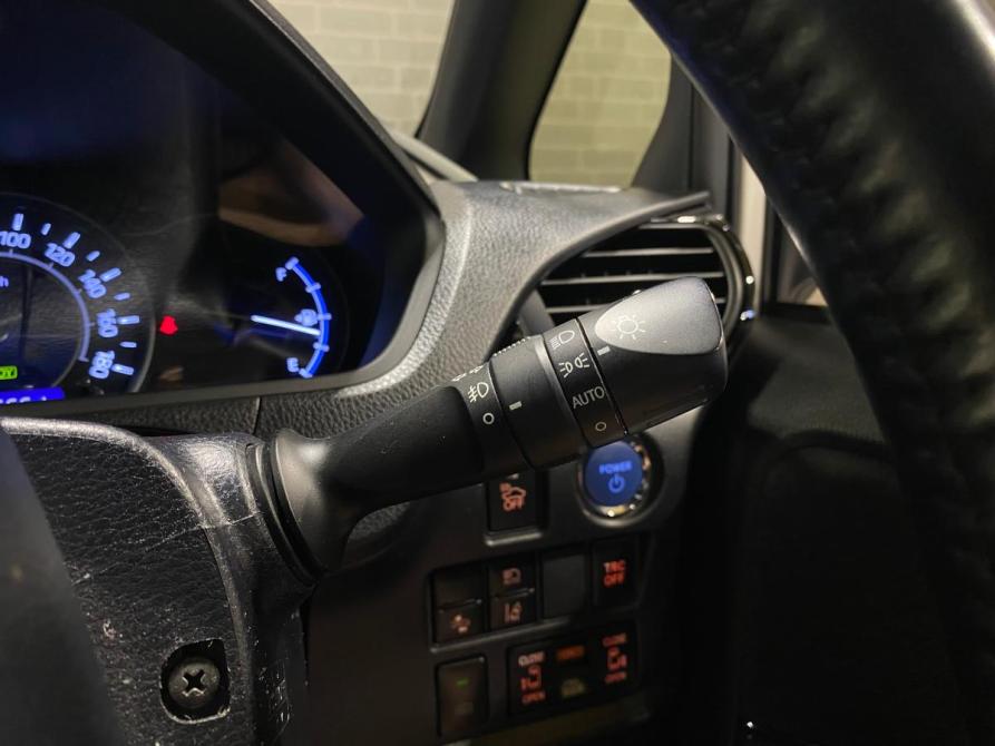 Toyota Voxy III (R80) Рестайлинг Челябинск  - изображение 19