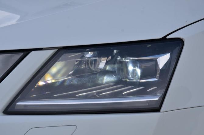 Skoda Octavia III (A7) Рестайлинг с пробегом 2018 года, цена 1 739 900 рублей, 141941 км, лифтбек, Автокод Объявления