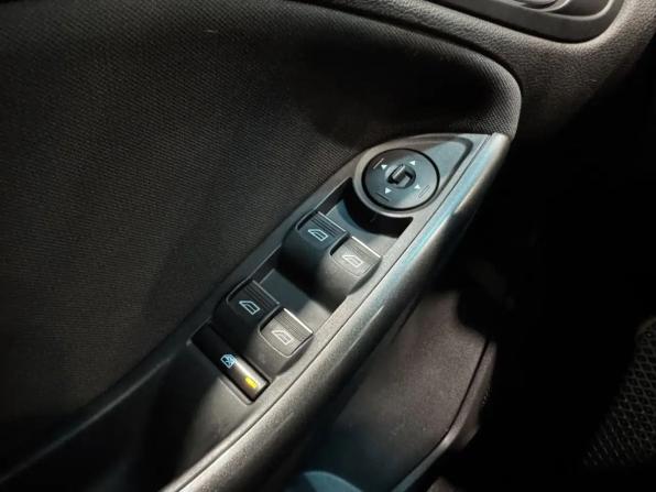 Ford Focus III Рестайлинг с пробегом 2016 года, цена 899 000 рублей, 143345 км, хэтчбек, Автокод Объявления