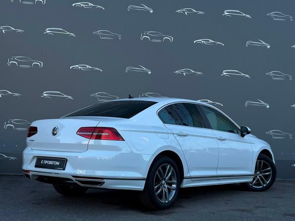 Volkswagen Passat B8 с пробегом 2018 года, цена 2 065 300 рублей, 95397 км, седан, Автокод Объявления