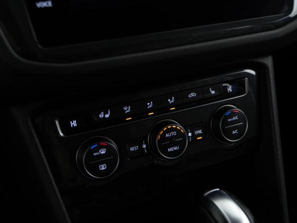 Volkswagen Tiguan II с пробегом 2020 года, цена 3 185 055 рублей, 93727 км, внедорожник, Автокод Объявления