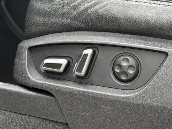 Audi Q7 I (4L) Рестайлинг с пробегом 2013 года, цена 2 400 000 рублей, 286948 км, внедорожник, Автокод Объявления