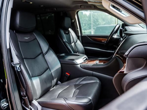 Cadillac Escalade IV с пробегом 2019 года, цена 5 350 000 рублей, 95879 км, внедорожник, Автокод Объявления