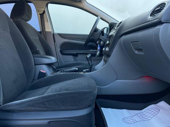 Ford Focus II Рестайлинг с пробегом 2008 года, цена 444 000 рублей, 284717 км, седан, Автокод Объявления