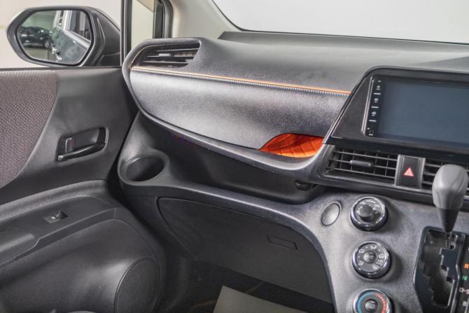 Toyota Sienta II Рестайлинг с пробегом 2020 года, цена 1 479 000 рублей, 33000 км, компактвэн, Автокод Объявления