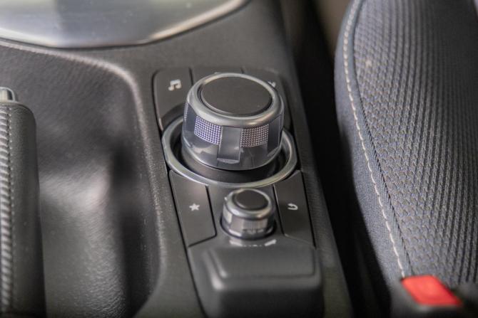 Mazda 2 III (DJ) Рестайлинг с пробегом 2021 года, цена 1 379 000 рублей, 44469 км, хэтчбек, Автокод Объявления