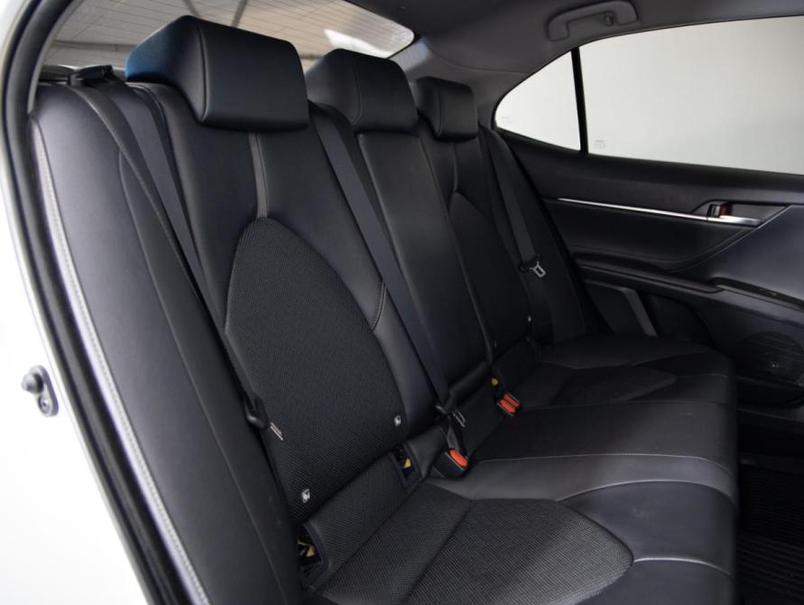 Toyota Camry VIII (XV70) Рестайлинг Санкт-Петербург  - изображение 12