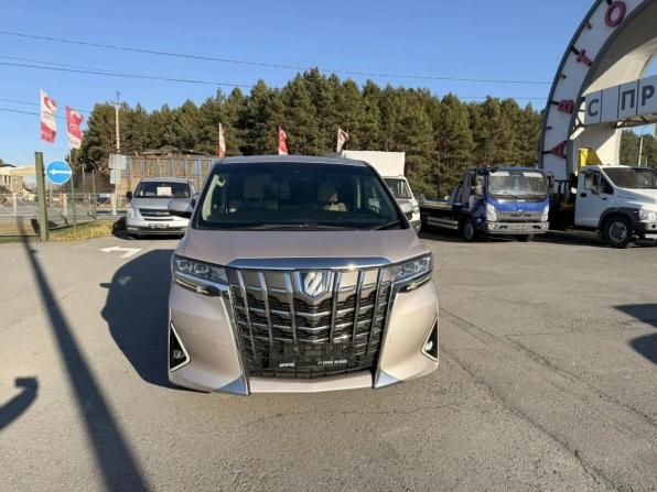 Toyota Alphard III Рестайлинг с пробегом 2018 года, цена 3 799 995 рублей, 240330 км, минивэн, Автокод Объявления