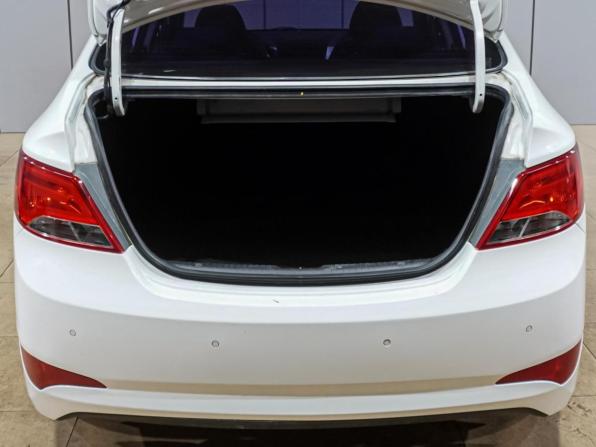 Hyundai Solaris I Рестайлинг с пробегом 2015 года, цена 999 000 рублей, 165375 км, седан, Автокод Объявления