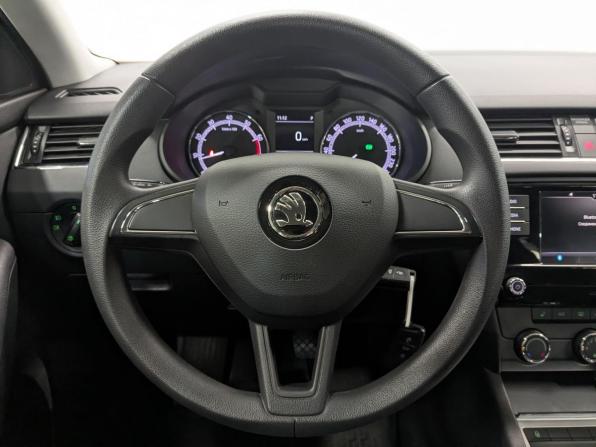 Skoda Octavia III (A7) Рестайлинг с пробегом 2019 года, цена 1 820 000 рублей, 76921 км, лифтбек, Автокод Объявления