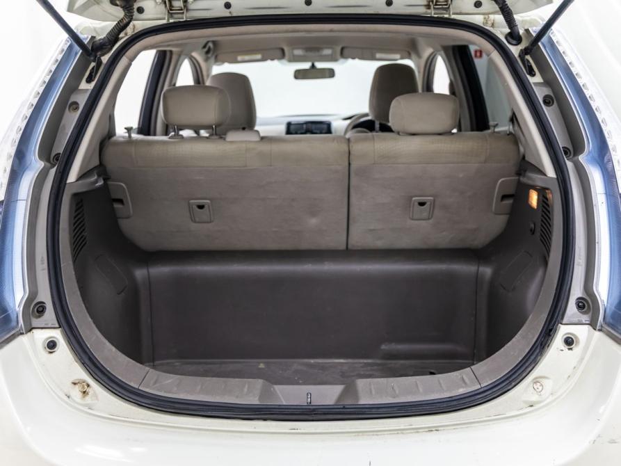 Nissan Leaf I (ZE0/AZE0) Волгоград  - изображение 37