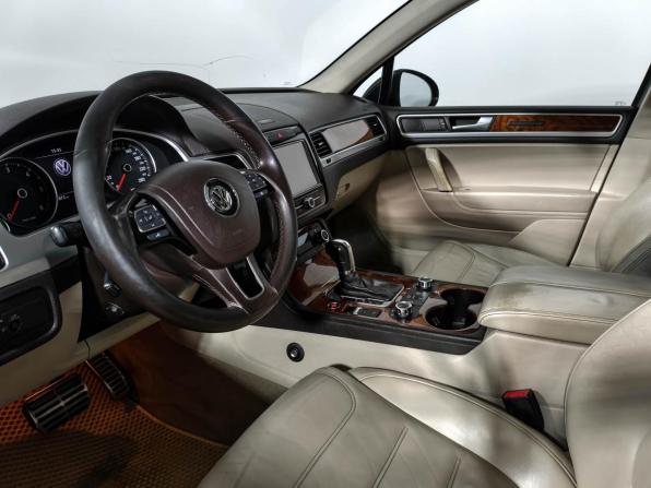 Volkswagen Touareg II с пробегом 2011 года, цена 1 597 890 рублей, 365000 км, внедорожник, Автокод Объявления