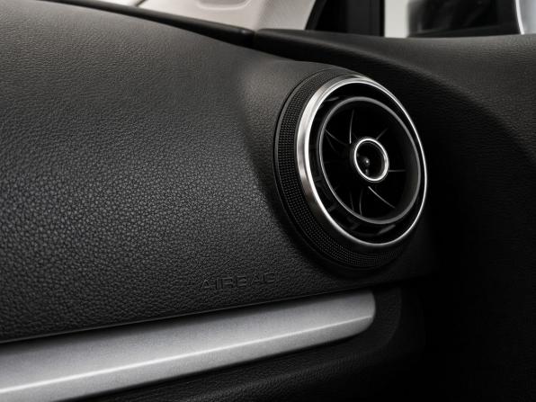 Audi A3 III (8V) с пробегом 2013 года, цена 1 109 000 рублей, 197146 км, хэтчбек, Автокод Объявления