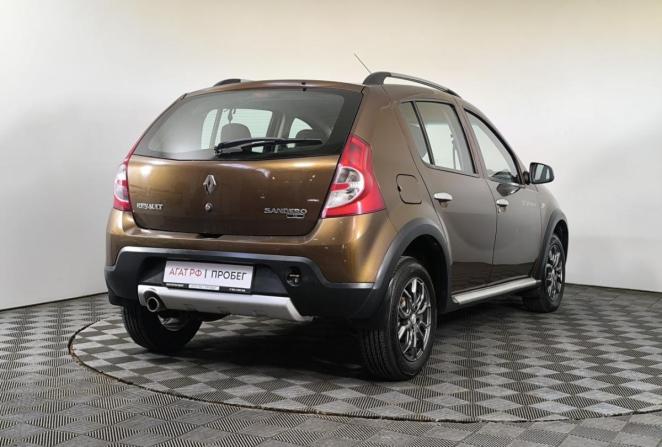 Renault Sandero I с пробегом 2014 года, цена 580 000 рублей, 240010 км, хэтчбек, Автокод Объявления