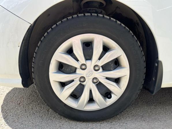 Hyundai Solaris II Рестайлинг с пробегом 2021 года, цена 1 638 736 рублей, 56358 км, седан, Автокод Объявления