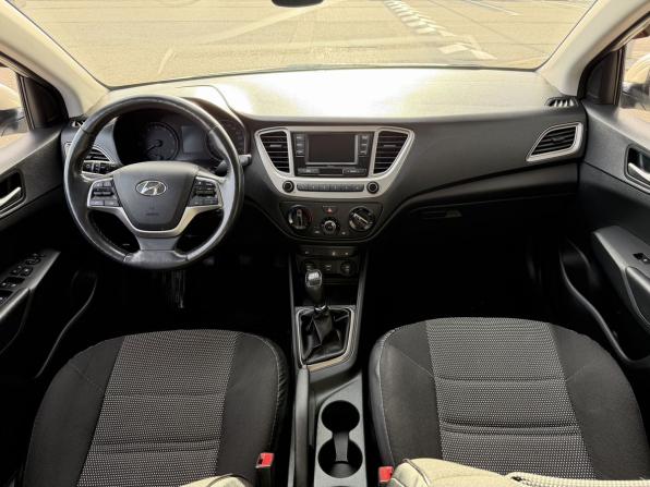 Hyundai Solaris II с пробегом 2019 года, цена 1 380 000 рублей, 62927 км, седан, Автокод Объявления