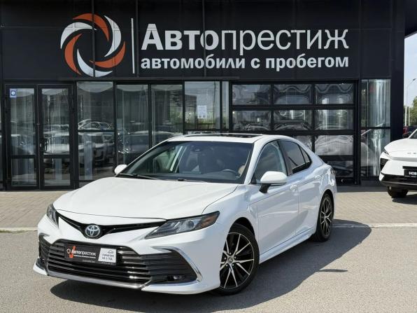 Toyota Camry VIII (XV70) Рестайлинг с пробегом 2021 года, цена 2 699 000 рублей, 41755 км, седан, Автокод Объявления