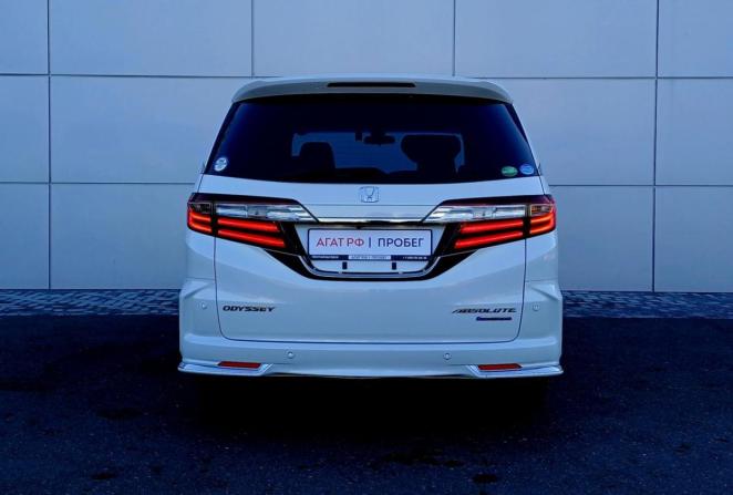 Honda Odyssey V Рестайлинг с пробегом 2018 года, цена 2 910 000 рублей, 119799 км, минивэн, Автокод Объявления