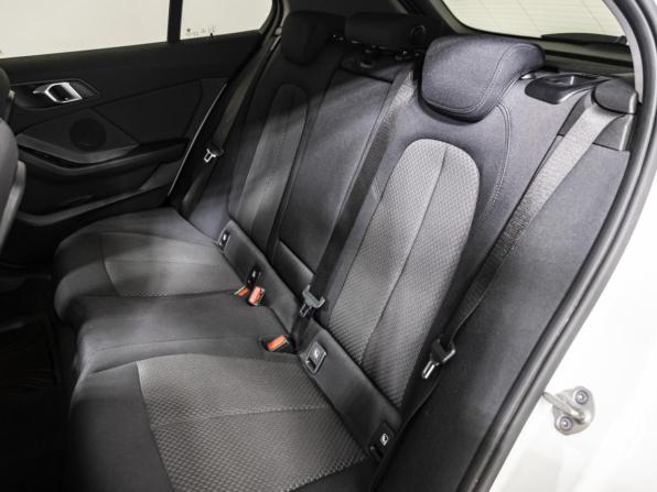 BMW 1 серии III (F40) с пробегом 2020 года, цена 2 349 000 рублей, 112210 км, хэтчбек, Автокод Объявления