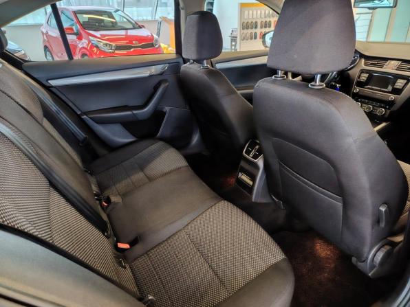 Skoda Octavia III (A7) с пробегом 2015 года, цена 1 039 000 рублей, 130952 км, лифтбек, Автокод Объявления