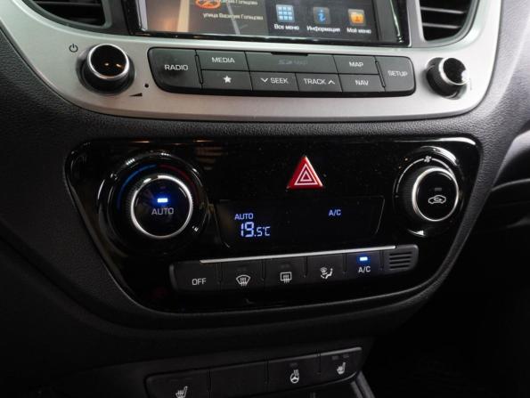 Hyundai Solaris II с пробегом 2018 года, цена 1 499 000 рублей, 115044 км, седан, Автокод Объявления