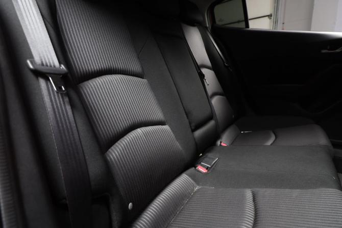 Mazda Axela III с пробегом 2015 года, цена 1 299 000 рублей, 67000 км, седан, Автокод Объявления