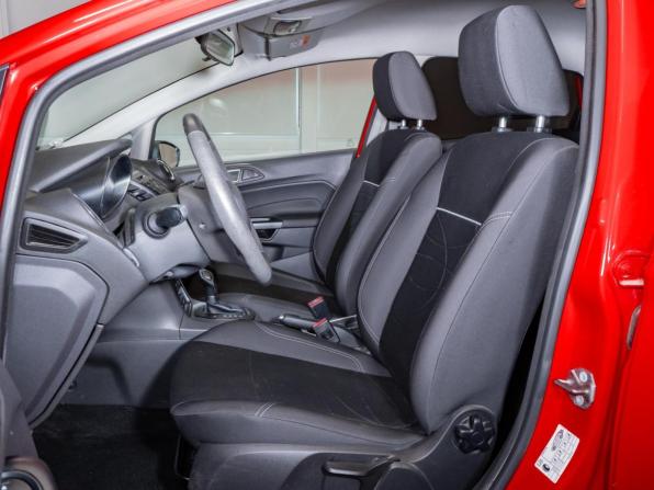 Ford Fiesta Mk6 Рестайлинг с пробегом 2015 года, цена 990 000 рублей, 59007 км, хэтчбек, Автокод Объявления