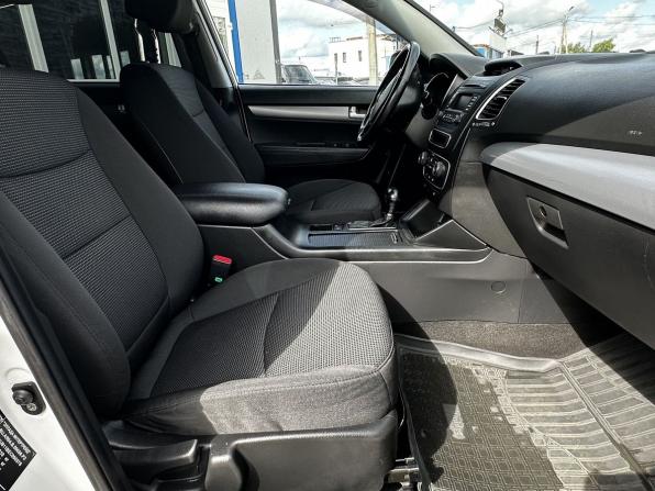 Kia Sorento II Рестайлинг с пробегом 2014 года, цена 1 565 000 рублей, 257035 км, внедорожник, Автокод Объявления
