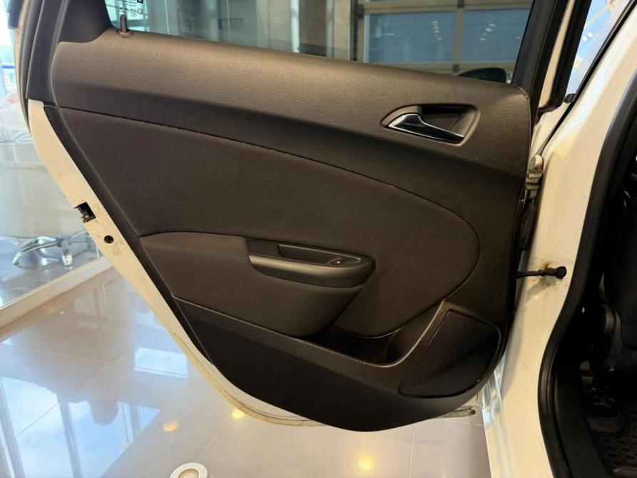 Opel Astra J Рестайлинг Подольск  - изображение 13