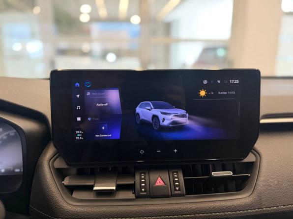 Toyota RAV4 V (XA50) с пробегом 2023 года, цена 3 760 500 рублей, 23792 км, внедорожник, Автокод Объявления