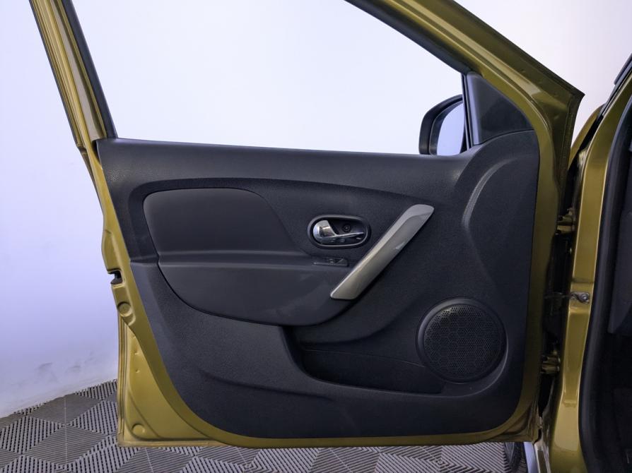 Renault Sandero II Москва  - изображение 19