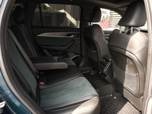 Geely Monjaro I с пробегом 2024 года, цена 3 550 000 рублей, 29298 км, внедорожник, Автокод Объявления