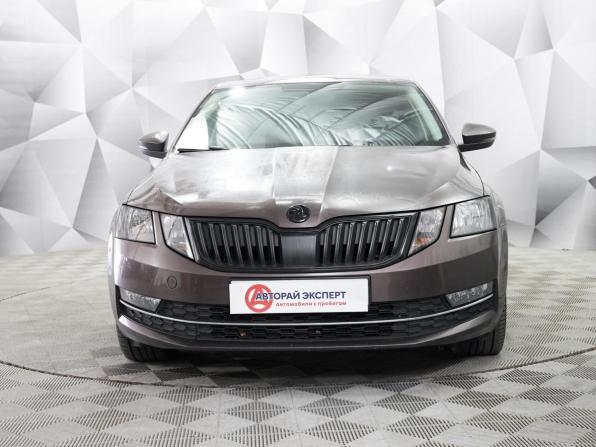 Skoda Octavia III (A7) Рестайлинг с пробегом 2018 года, цена 1 818 000 рублей, 142331 км, лифтбек, Автокод Объявления